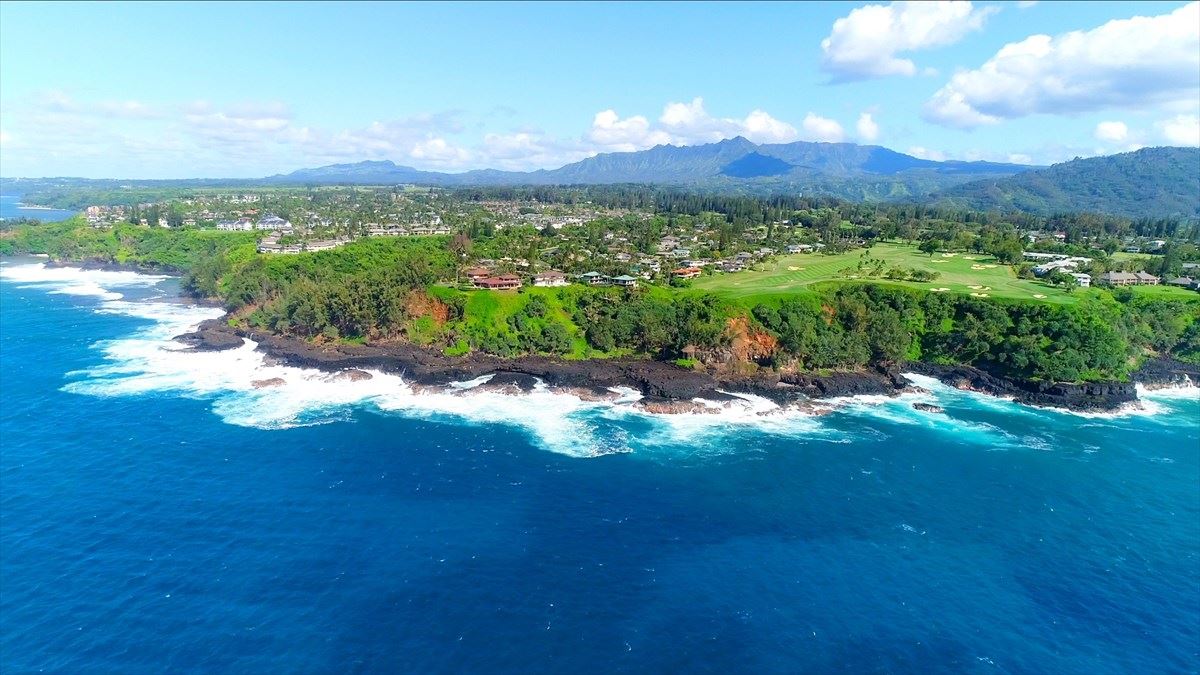 ENJOY BREATHTAKING VIEWS OF BALI HAI Hawaii Luxury Homes Mansions