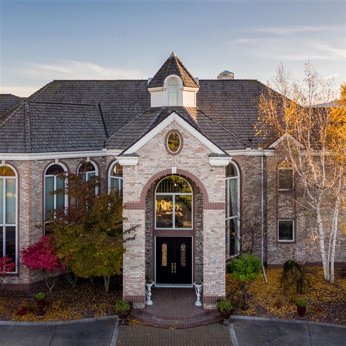 VERY LARGE BEAUTIFUL MISSOULA HOME Montana Luxury Homes Mansions