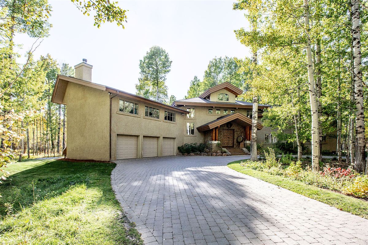 SUN VALLEY LIVING AT ITS Idaho Luxury Homes Mansions For Sale