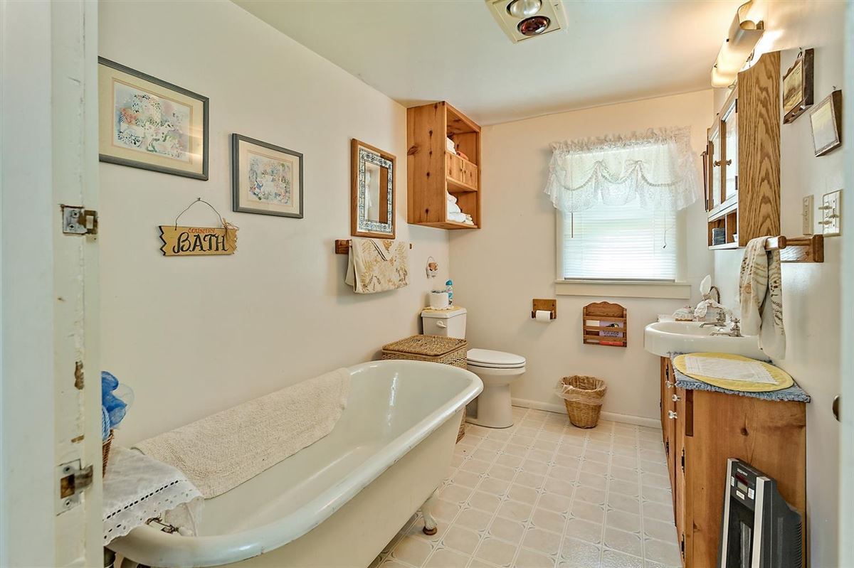 宽敞而现代的牧场和度假风格的生活 luxury properties