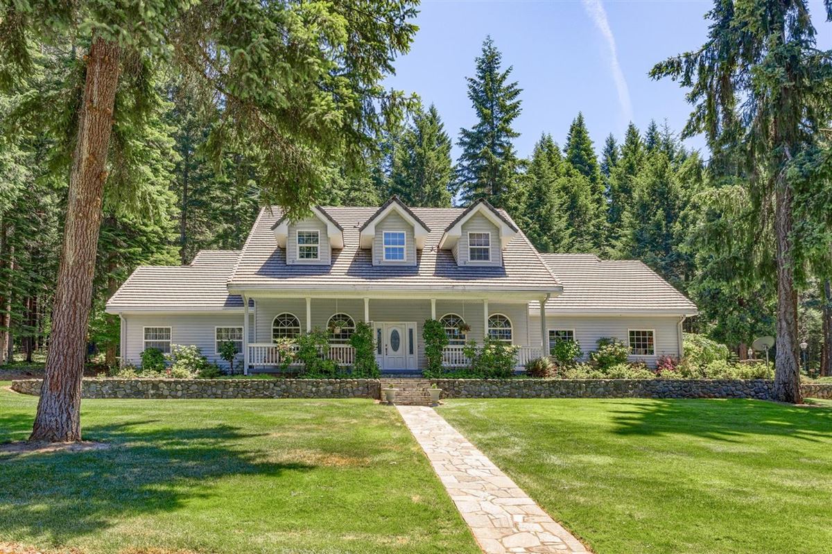 Mansions 宽敞而现代的牧场和度假风格的生活