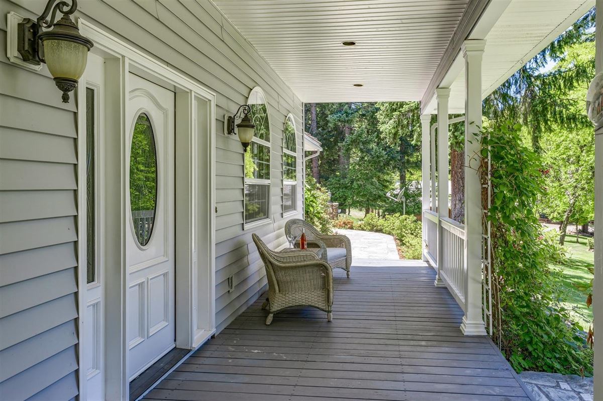 Luxury homes in 宽敞而现代的牧场和度假风格的生活