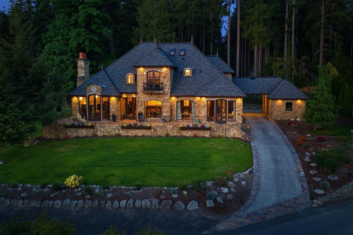 SOPHISTICATED COUNTRY MANOR Washington Luxury Homes Mansions For Sale Luxury Portfolio