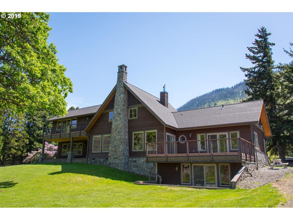 INCREDIBLE COLUMBIA RIVERFRONT PROPERTY | Oregon Luxury Homes ...