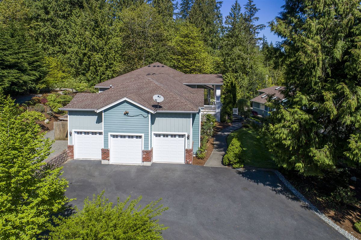 ELEGANT CUSTOMBUILT ONE STORY HOME Washington Luxury Homes