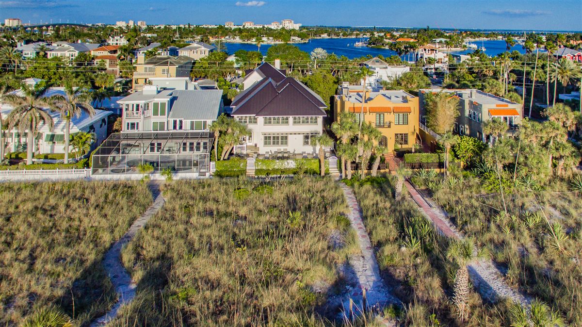 FABULOUS AND HISTORIC PASSAGRILLE Florida Luxury Homes Mansions