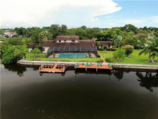 Luxury homes in 独一无二的遗产海滨酒店