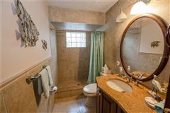 Luxury properties 独一无二的遗产海滨酒店