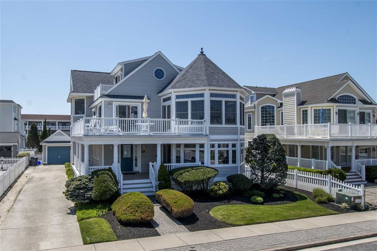 THIRD HOME FROM BEACH IN SOUTH AVALON | New Jersey Luxury Homes ...