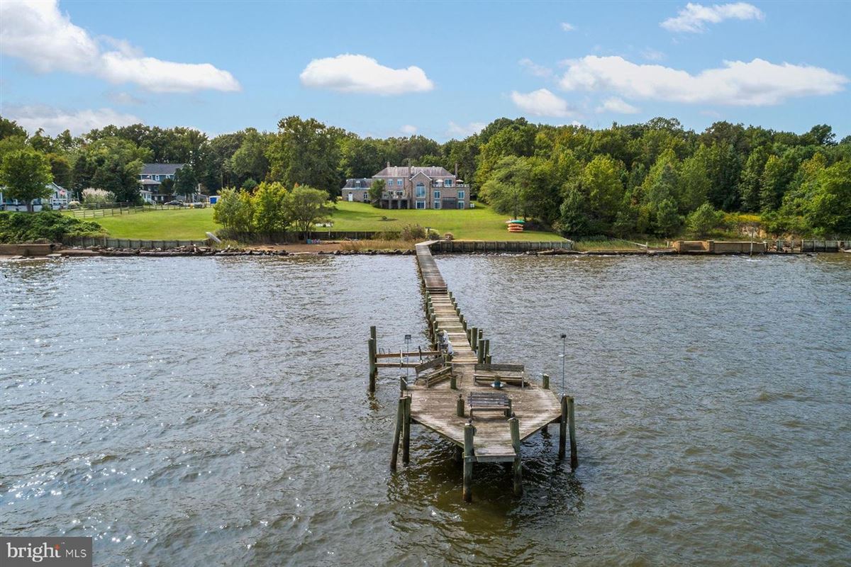 CHESAPEAKE BAY WATERFRONT ESTATE Maryland Luxury Homes Mansions For