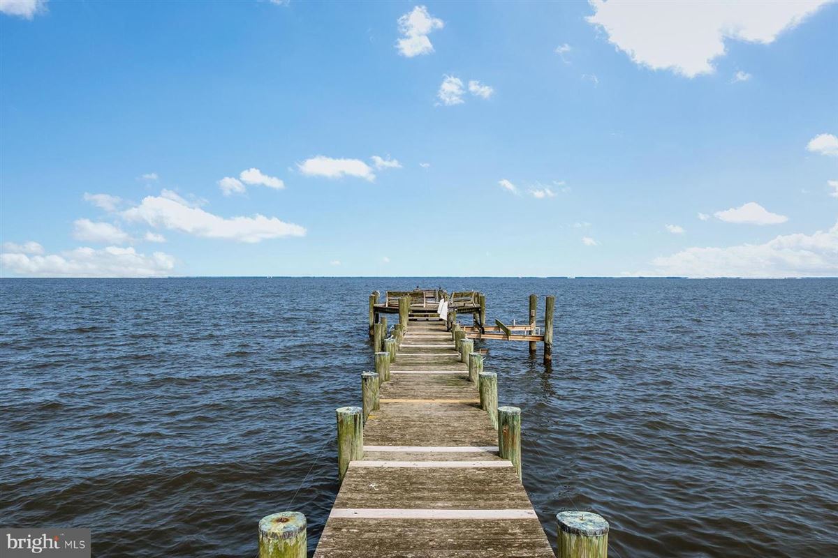 CHESAPEAKE BAY WATERFRONT ESTATE Maryland Luxury Homes Mansions For