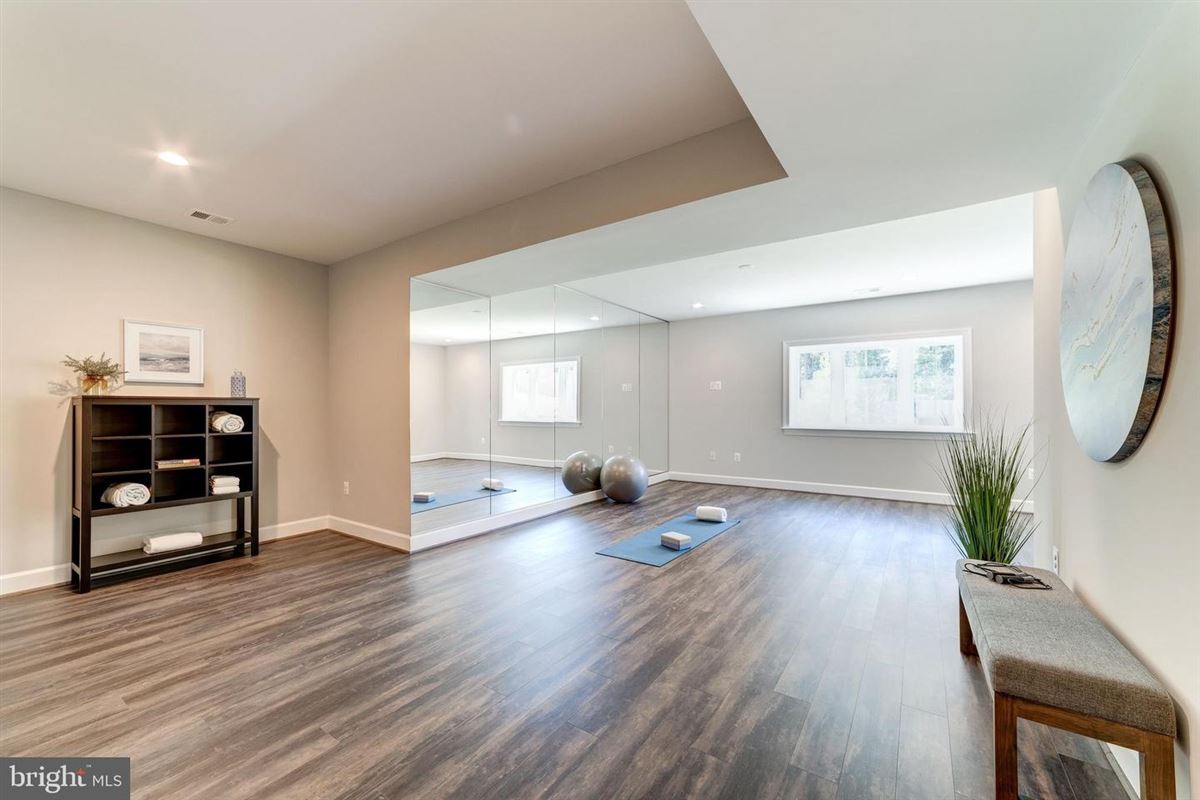 新社区标志性豪华住宅 luxury properties