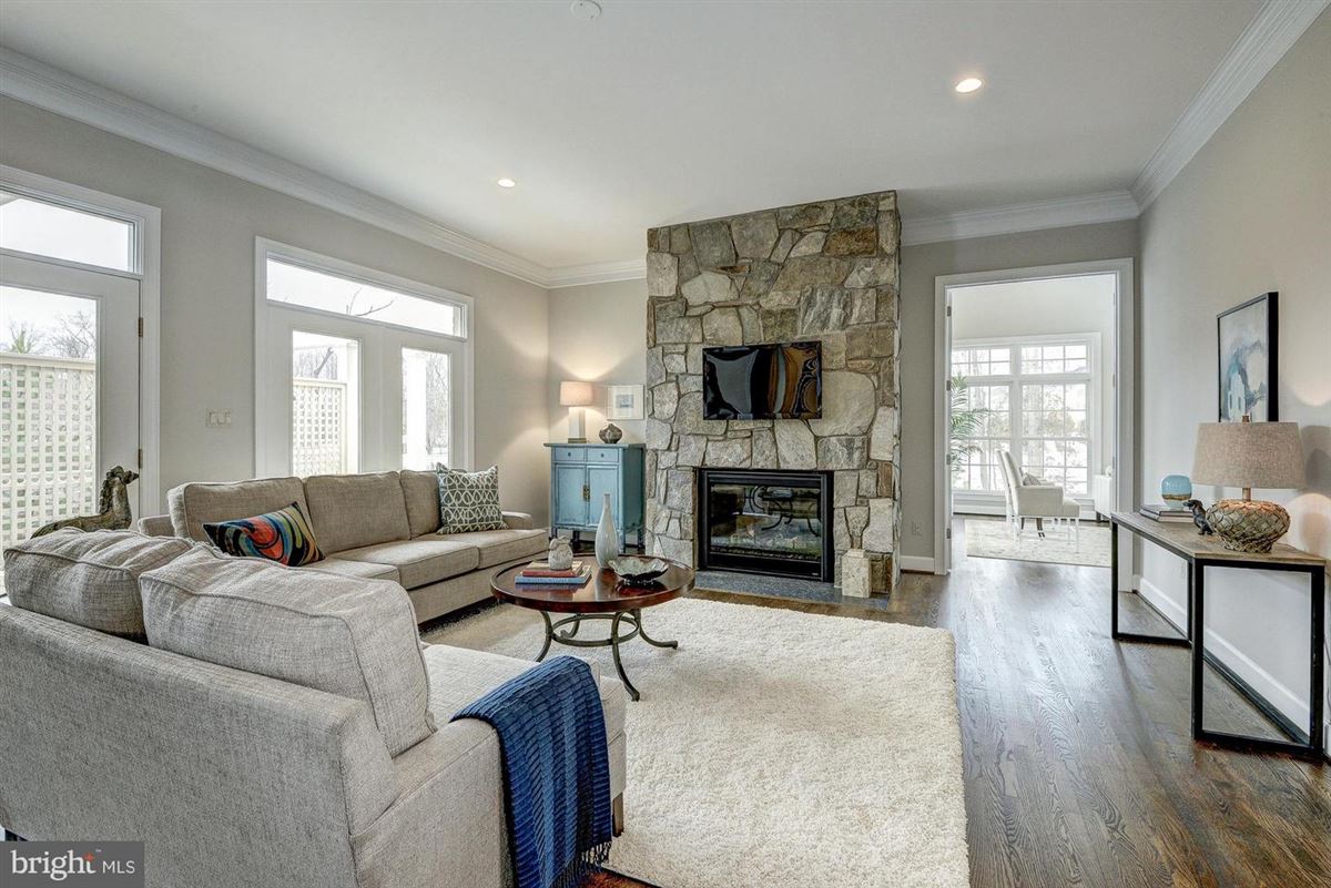 Luxury homes in 新社区标志性豪华住宅