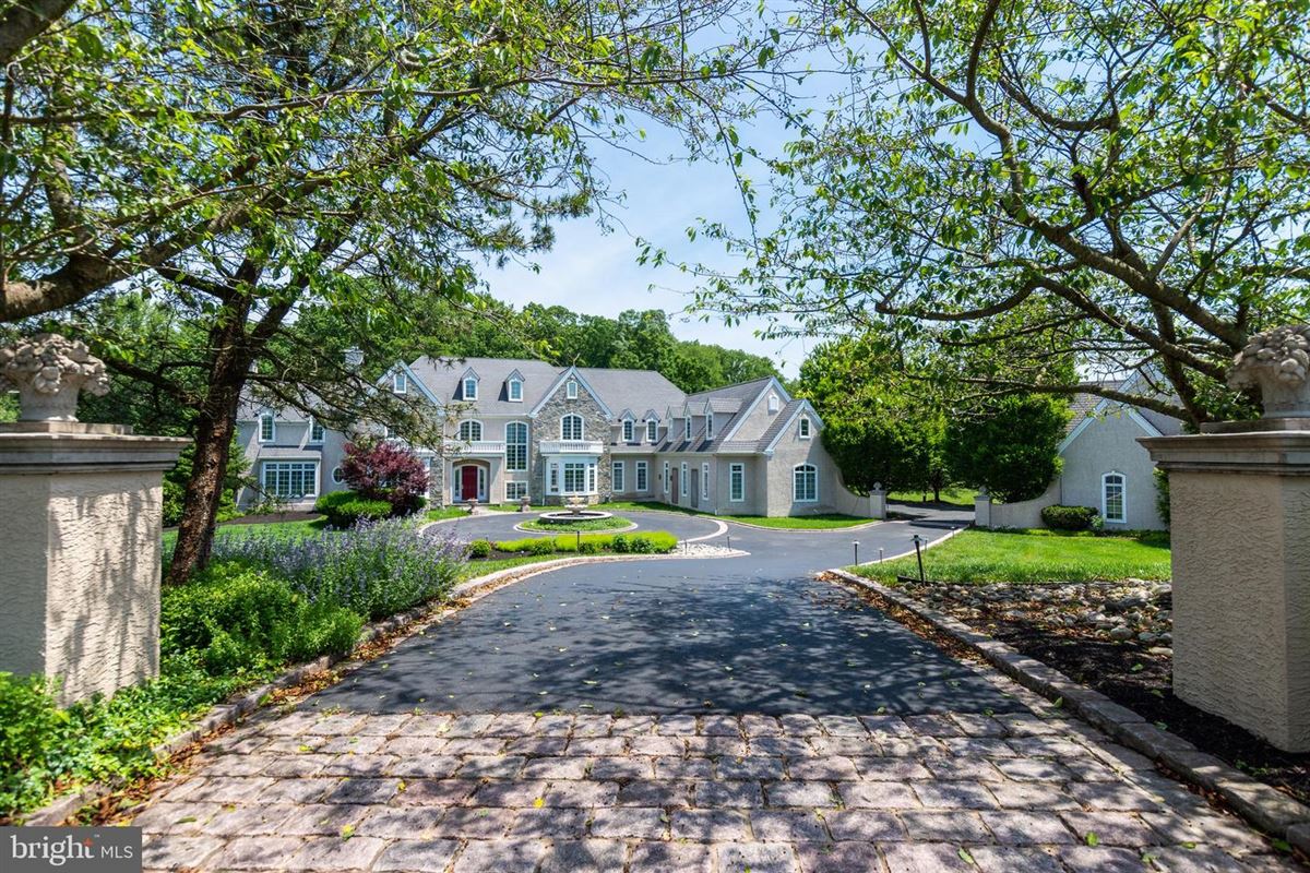 STUNNING, CUSTOM BUILT HOME Delaware Luxury Homes Mansions For Sale