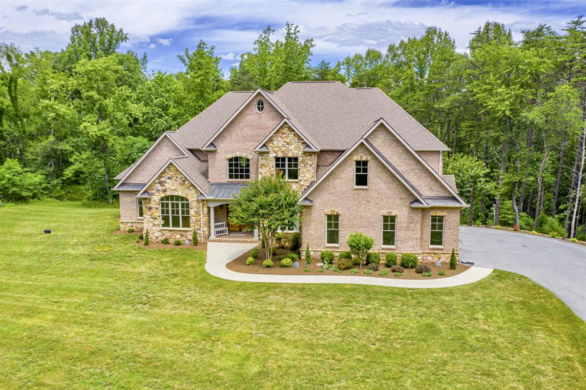 Custom Built Brick And Stone Estate Home In A Peaceful Setting Virginia Luxury Homes Mansions For Sale Luxury Portfolio