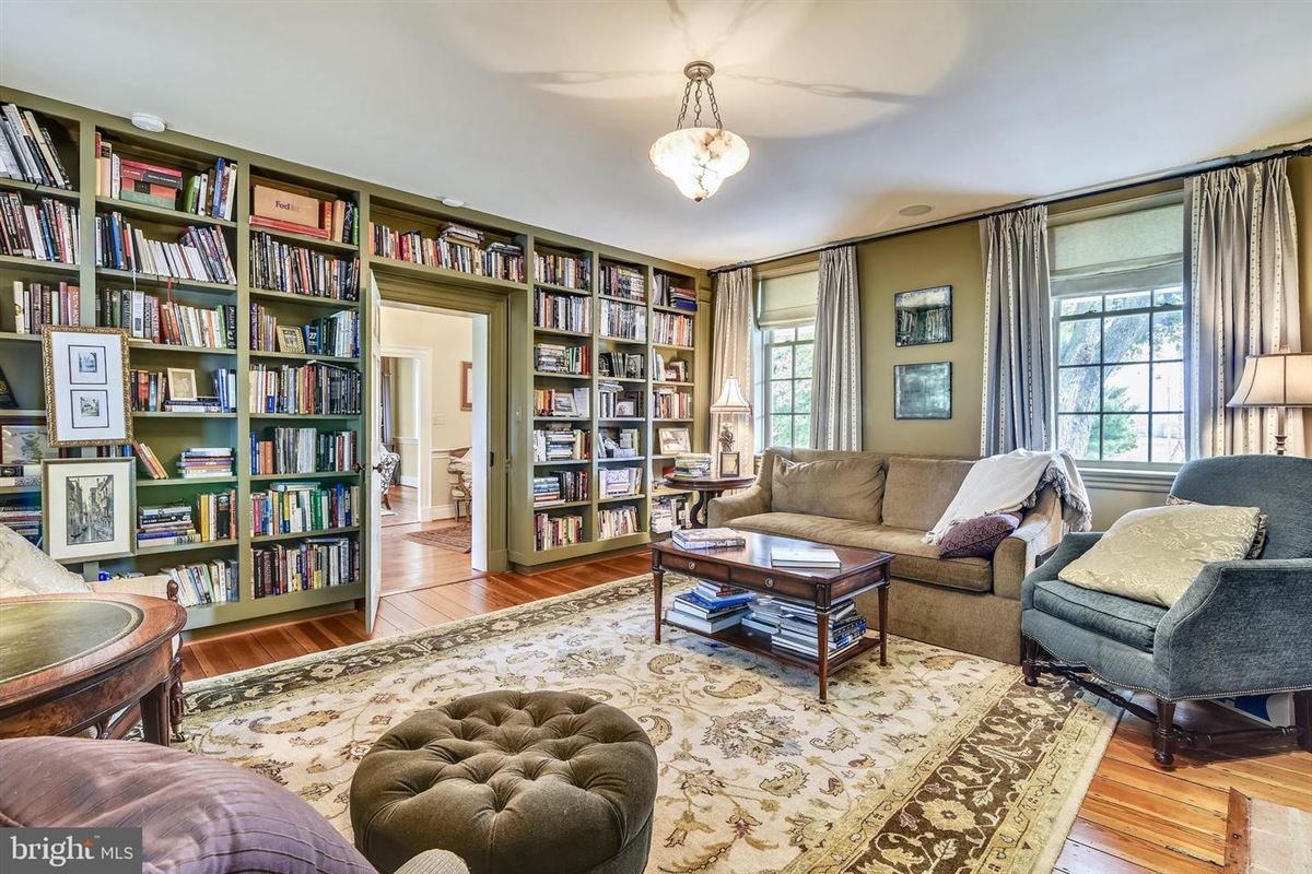 GREENLAND FARM HISTORIC 12PLUS ACRE ESTATE Virginia Luxury Homes