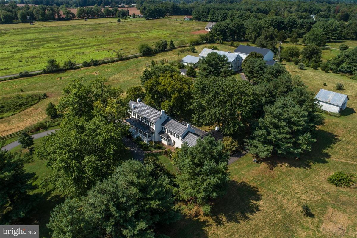 GREENLAND FARM HISTORIC 12PLUS ACRE ESTATE Virginia Luxury Homes