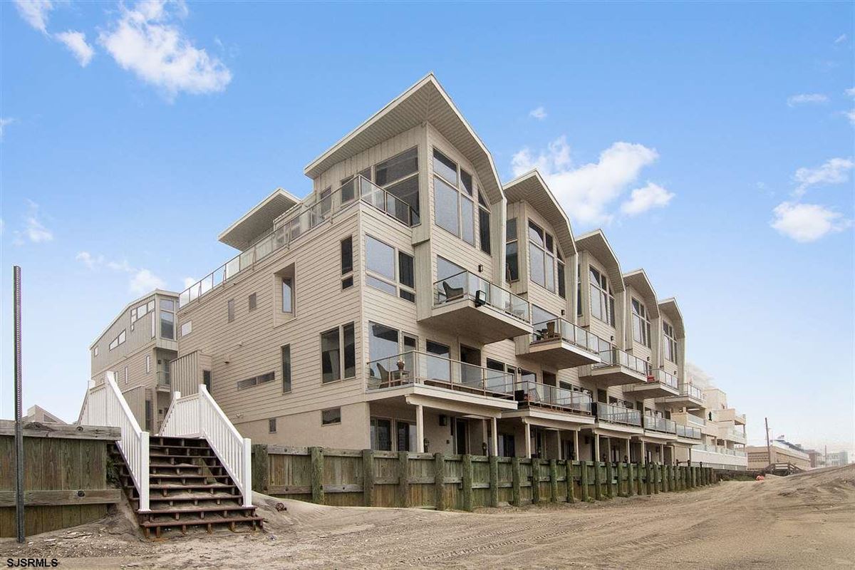 OCEANFRONT TOWNHOME OVERLOOKS THE DUNES IN MARGATE New Jersey Luxury