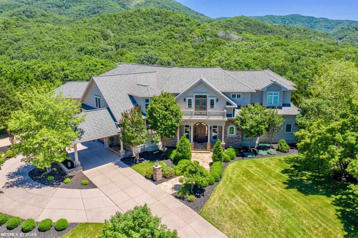 QUALITY CONSTRUCTION WITH BEAUTIFUL MOUNTAIN VIEWS Virginia Luxury