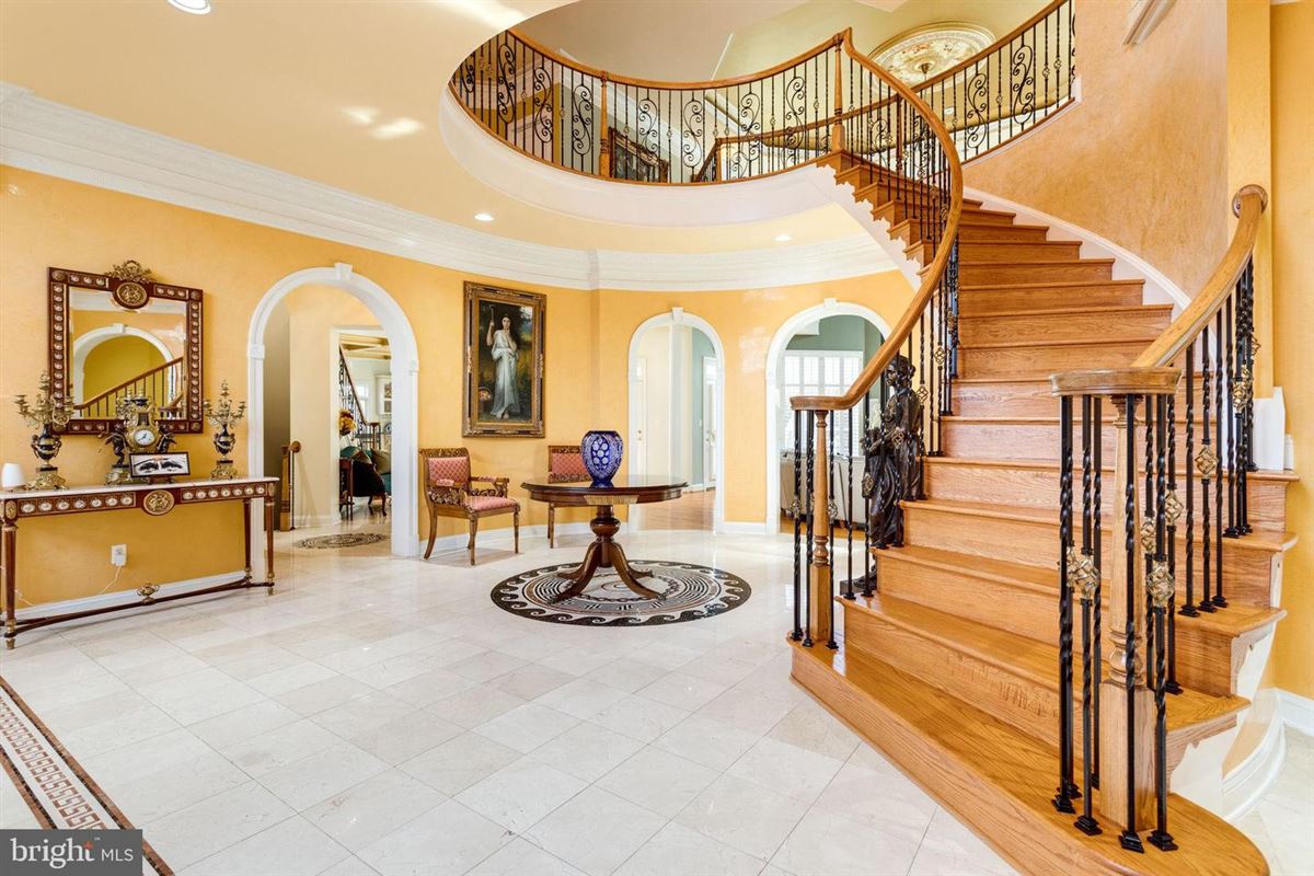 EATON MANOR A BREATHTAKING RESIDENCE Virginia Luxury Homes