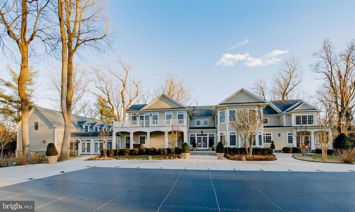 GORGEOUS CRAFTSMAN-STYLE HOME IN POTOMAC VILLAGE | Maryland Luxury ...