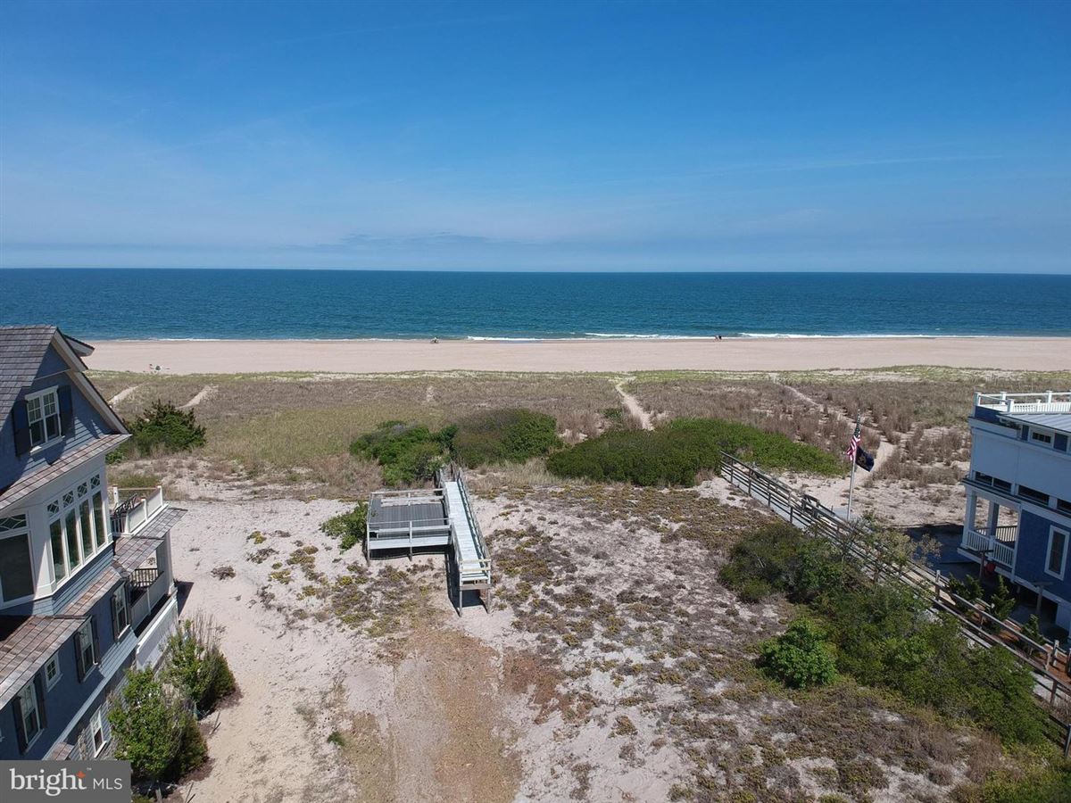 PRISTINE OVERSIZED OCEANFRONT LOT | Delaware Luxury Homes | Mansions ...