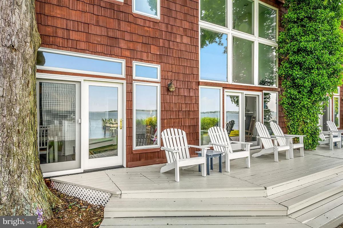 CHESAPEAKE BAY WATERFRONT HOME IN SHADY SIDE Maryland Luxury Homes Mansions For Sale