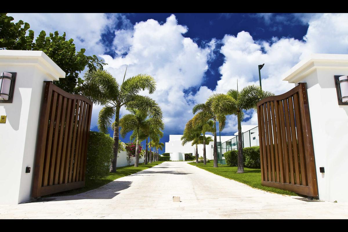 SIGNATURE VILLAS Anguilla Luxury Homes Mansions For Sale Luxury