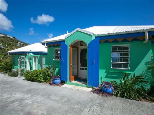 Caribbean Colors In St John Us Virgin Islands Luxury Homes